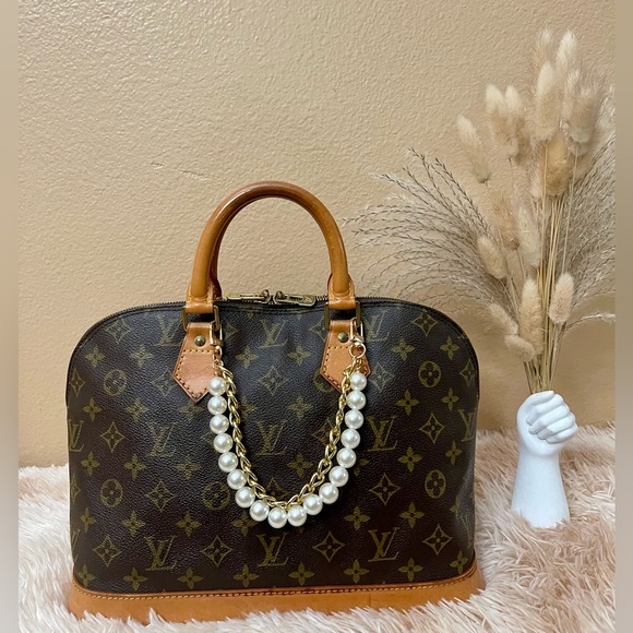 Louis Vuitton Handbags - Louis Vuitton Alma Monogram Canvas PM - VI 0914